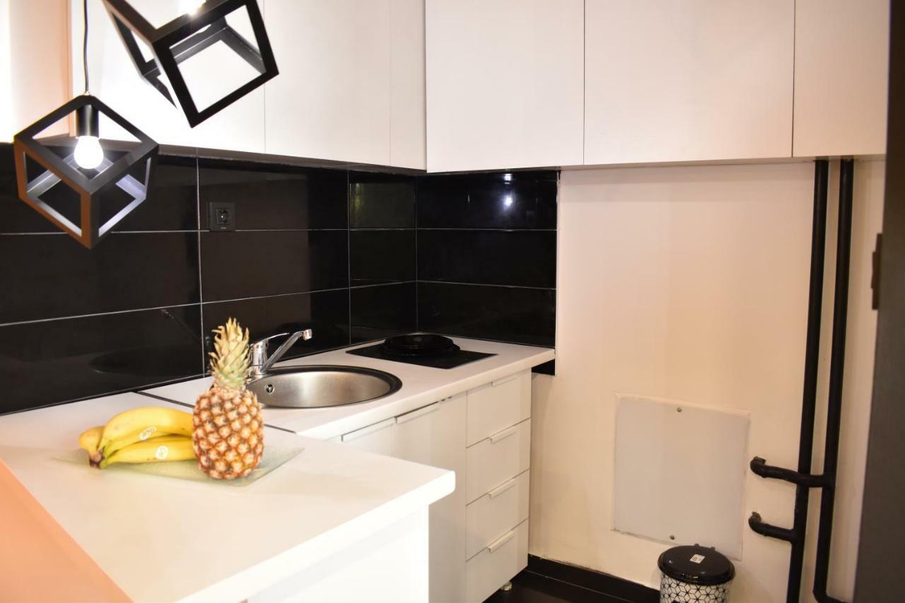 Naumovski Apartments สโกเปีย ภายนอก รูปภาพ